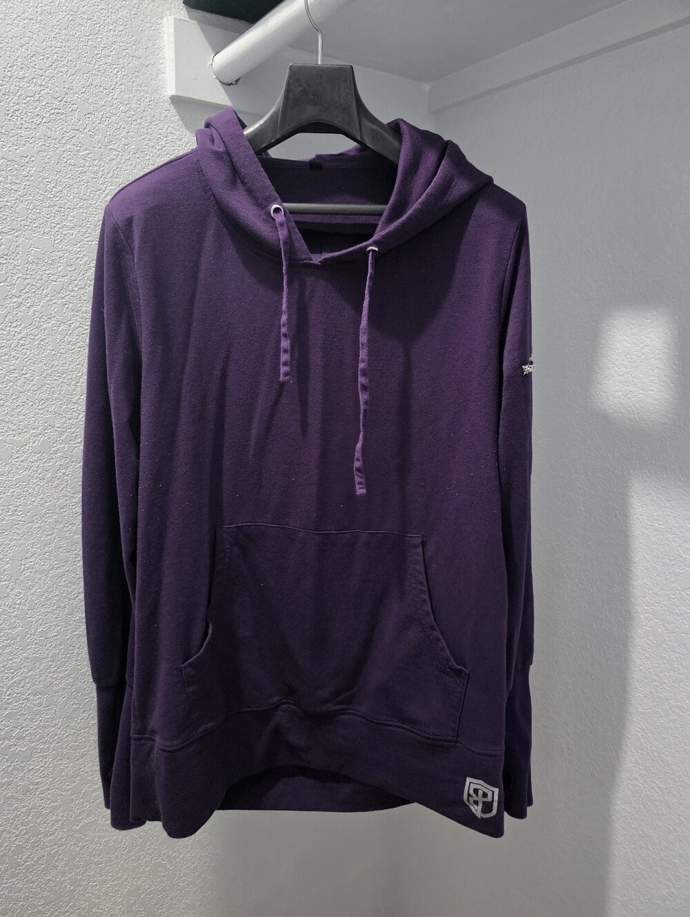 Women's Born Primitive L Purple Athletic Hoodie